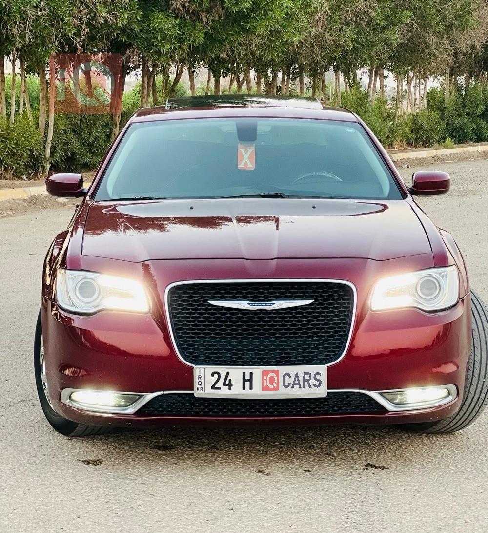 کرایسلەر 300